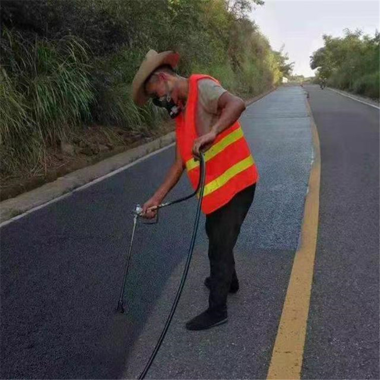 吴忠 彩色防滑路面的底涂是保障路面附着力